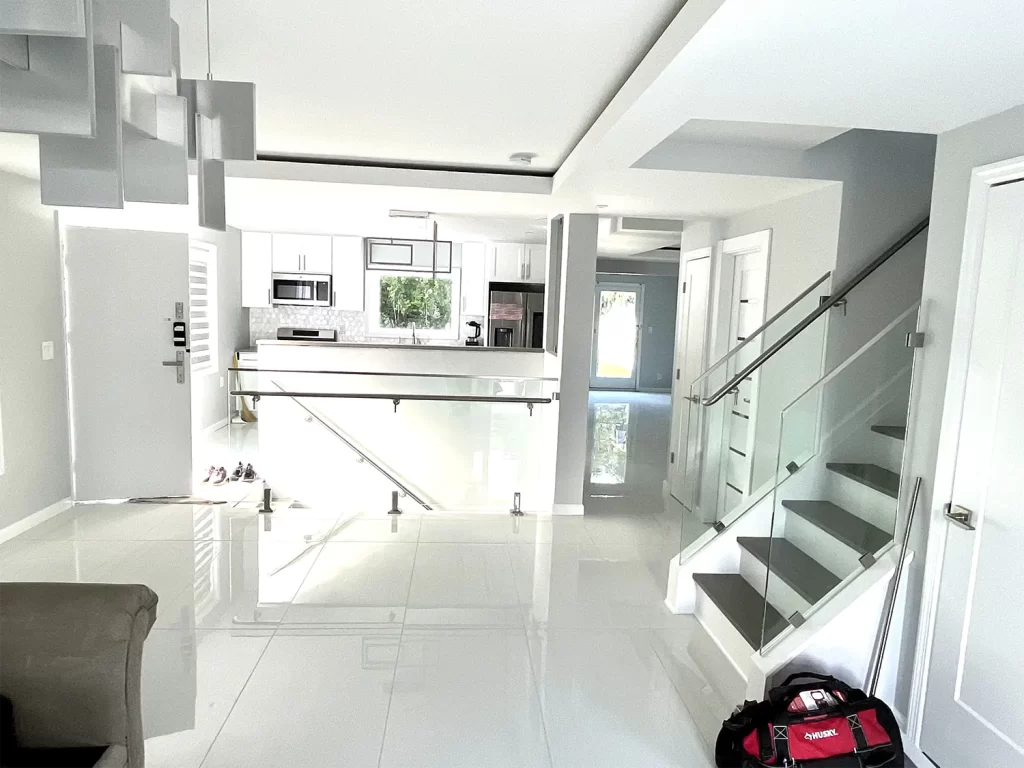 glass rainling for stairs and balcony 04 - shinyglass new jersey